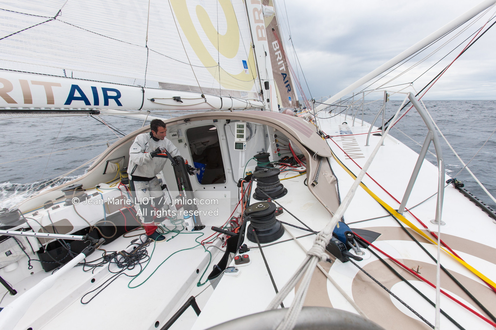 SAILING ARMEL LE CLEACH BRIT AIR IMOCA