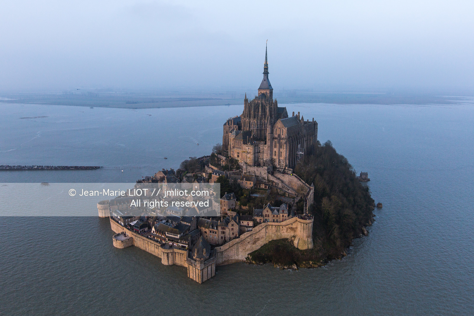 LE MONT SAINT MICHEL - LA MAREE DU SIECLE