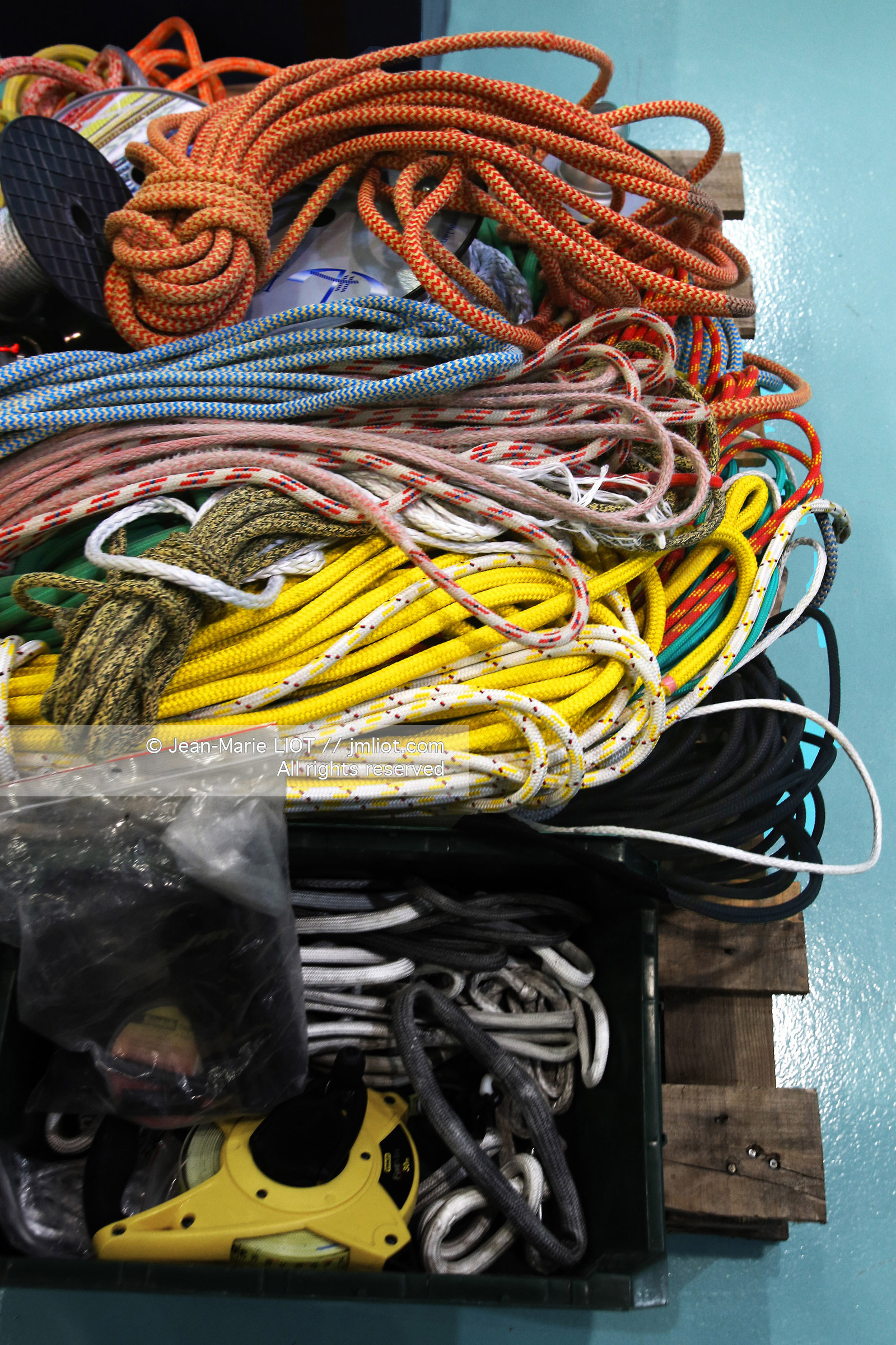 SAILING - MAXI 80 PRINCE DE BRETAGNE - SHIPYARD