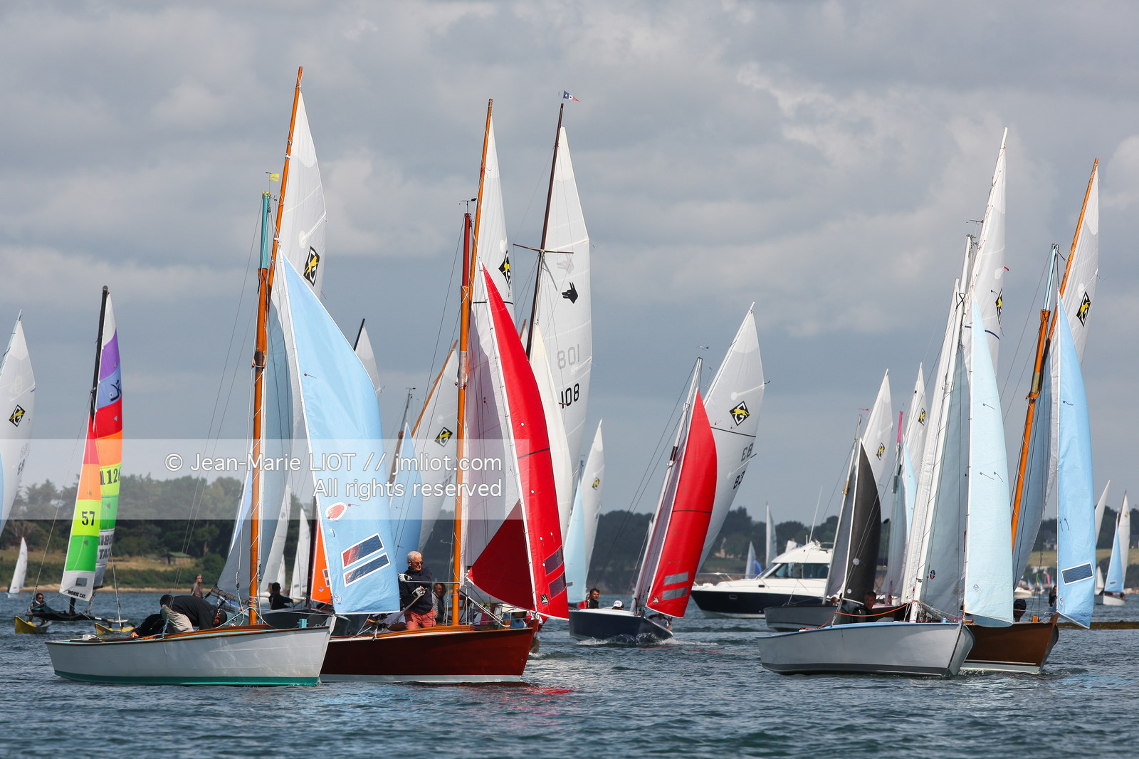 TOUR DE L'ILE AUXMOINES 2014