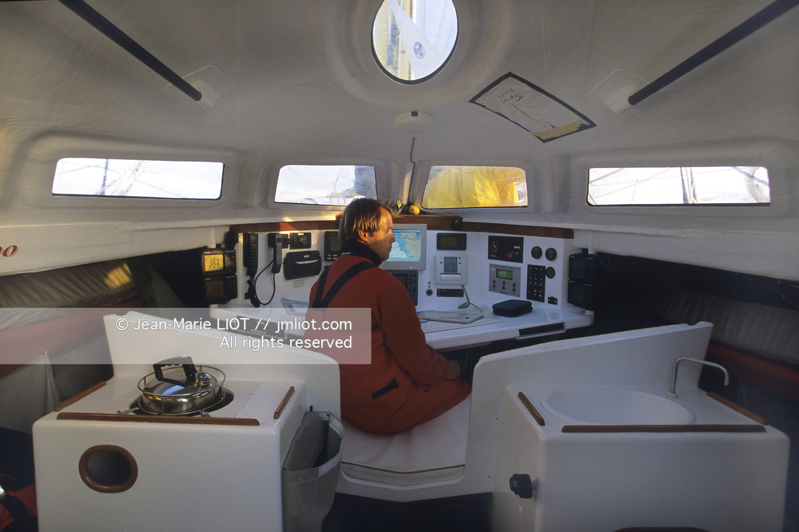 VENDEE GLOBE 2000-2001 - THOMAS COVILLE - SODEBO