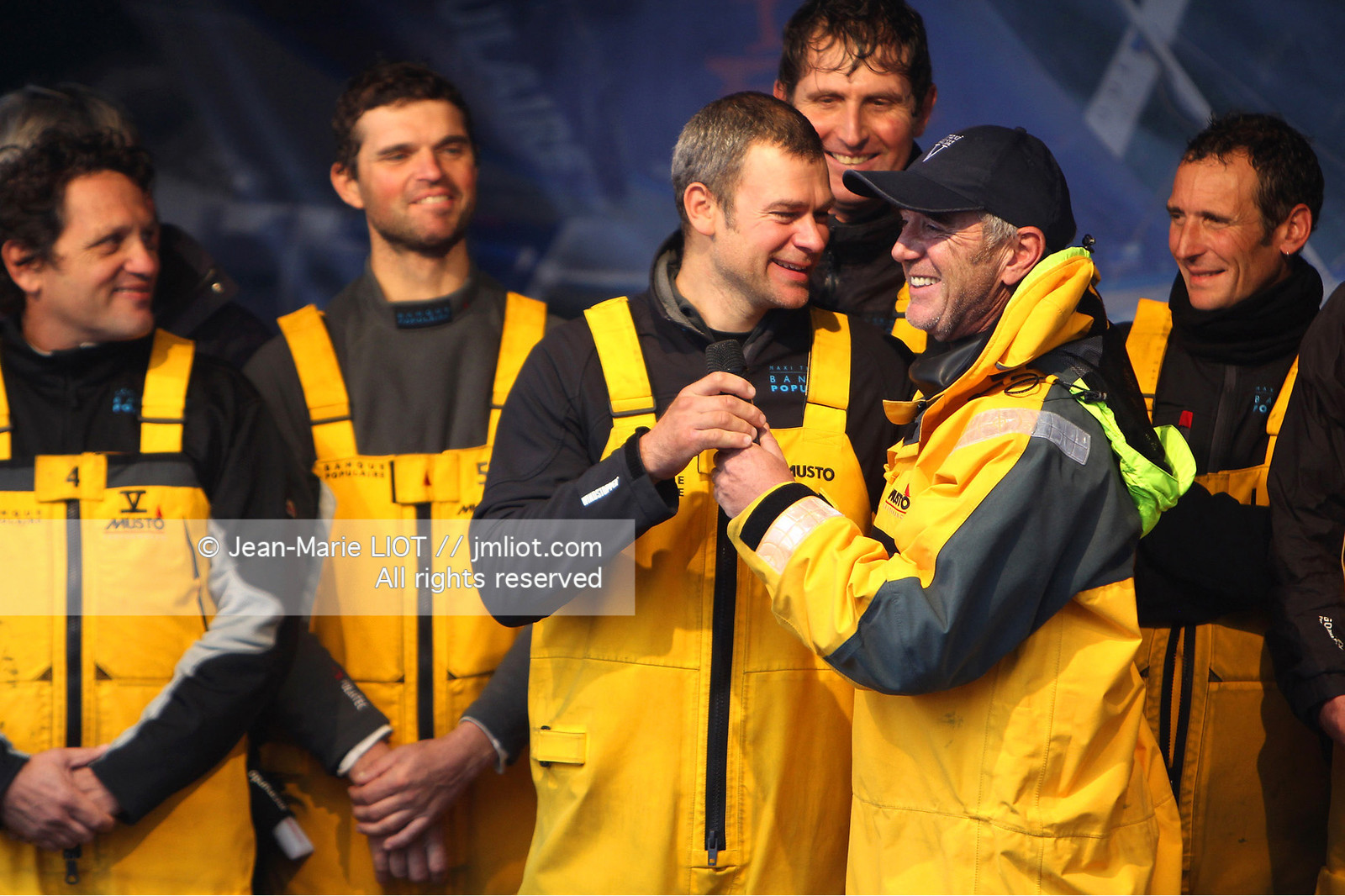 RECORD - TROPHEE JULES VERNE 2012