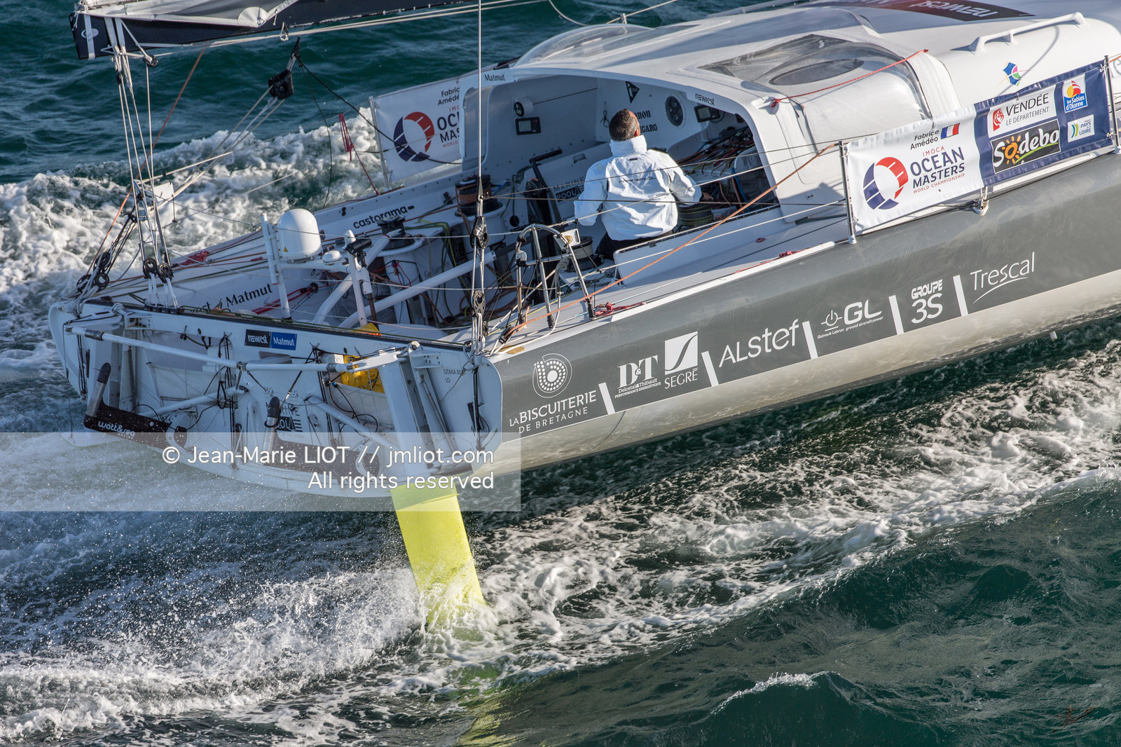 FABRICE AMEDEO - NEWREST MATMUT - VENDEE GLOBE 2016-2017
