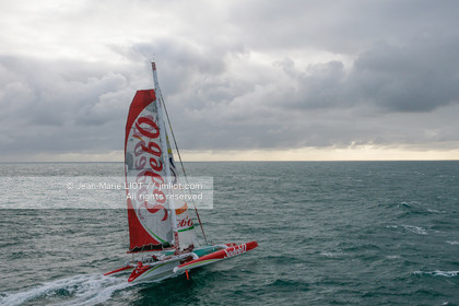 MAXI TRIMARAN SODEBO - THOMAS COVILLE - RECORD TOUR DU MONDE EN SOLITAIRE - 2008..
