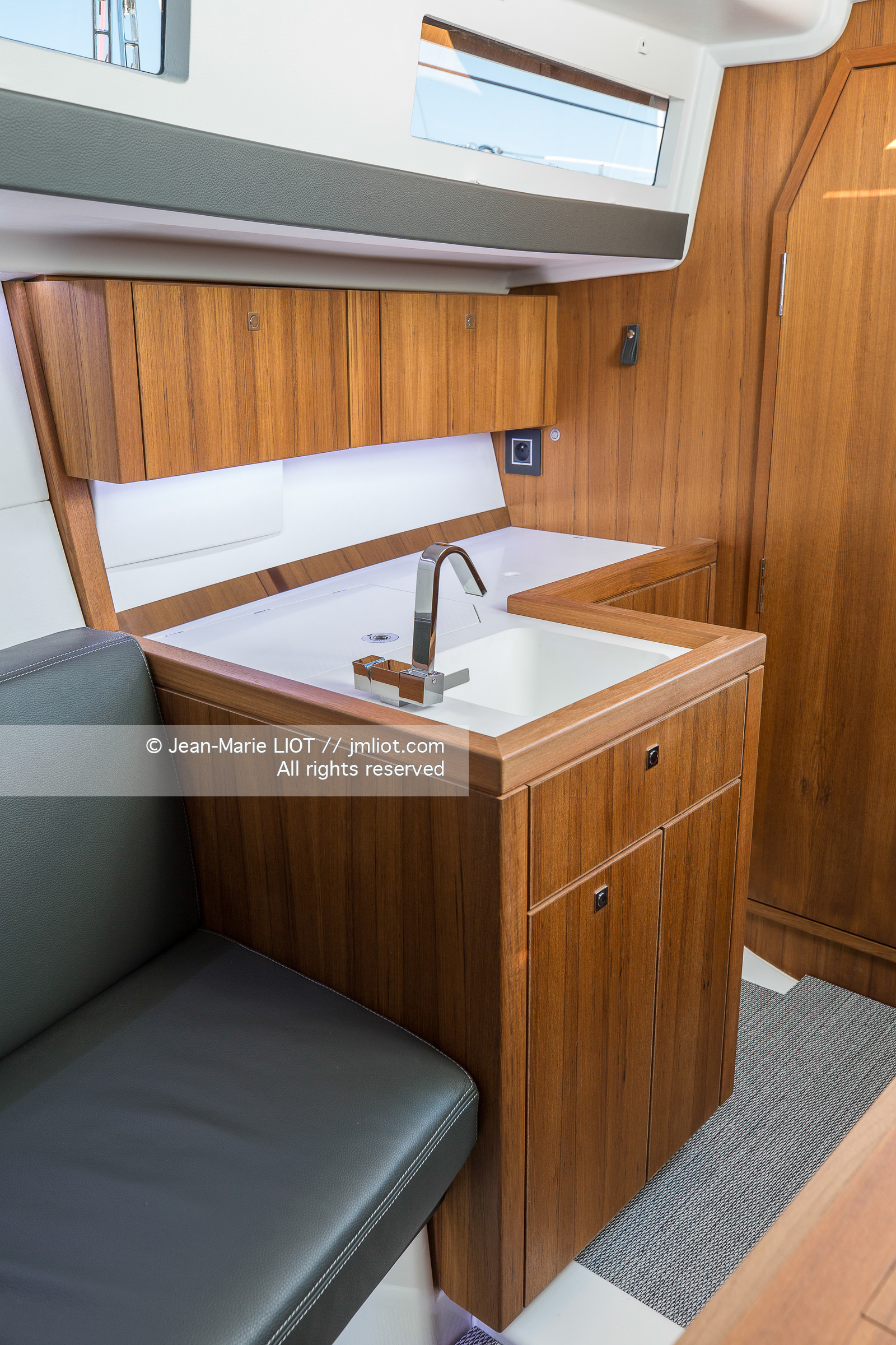 CLASSIC BOATS - TOFINOU 10.C