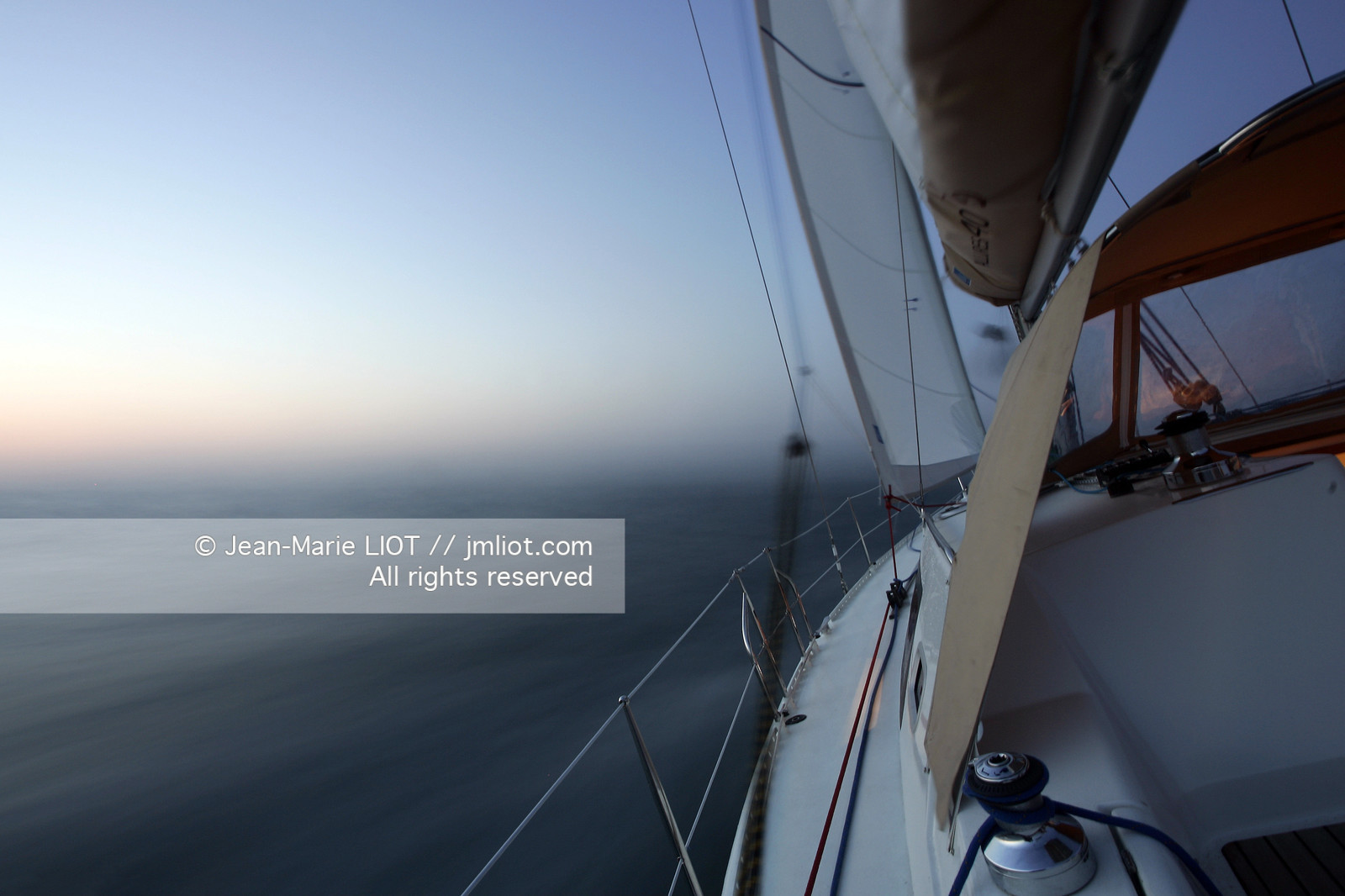 ACCASTILLAGE-ELECTRONIQUE-MECANIQUE-PLAISANCE