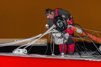 TROPHEE JULES VERNE - MAXI TRIMARAN IDEC SPORT 2016