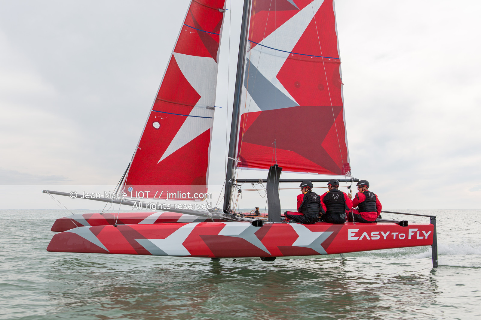 EASY TO FLY - EYOTY 2016