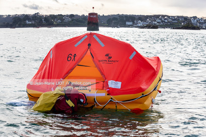 RADEAUX DE SURVIE - COMPARATIF