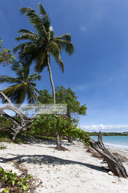 La Guadeloupe est un departement français d'Outre Mer situe dans l'archipel des Antilles. L'ile est bordee d'une part par la Mer des Caraïbes et l'Ocean Atlantique..La guadeloupe est composé de deux îles: la Grande-Terre et la Basse-Terre..Photo © Jean-Marie Liot.