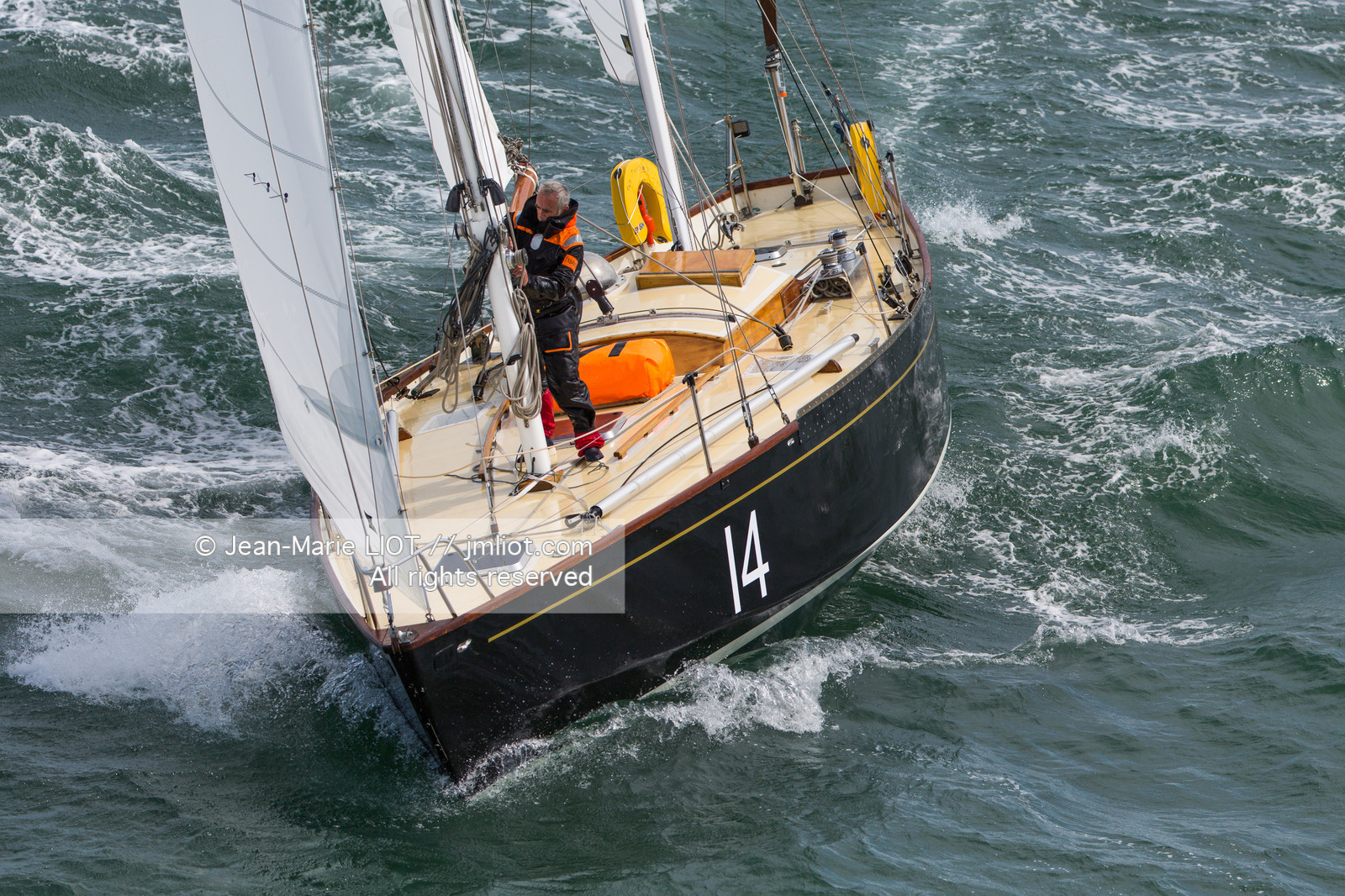LOICK PEYRON A BORD DE PEN DUICK II