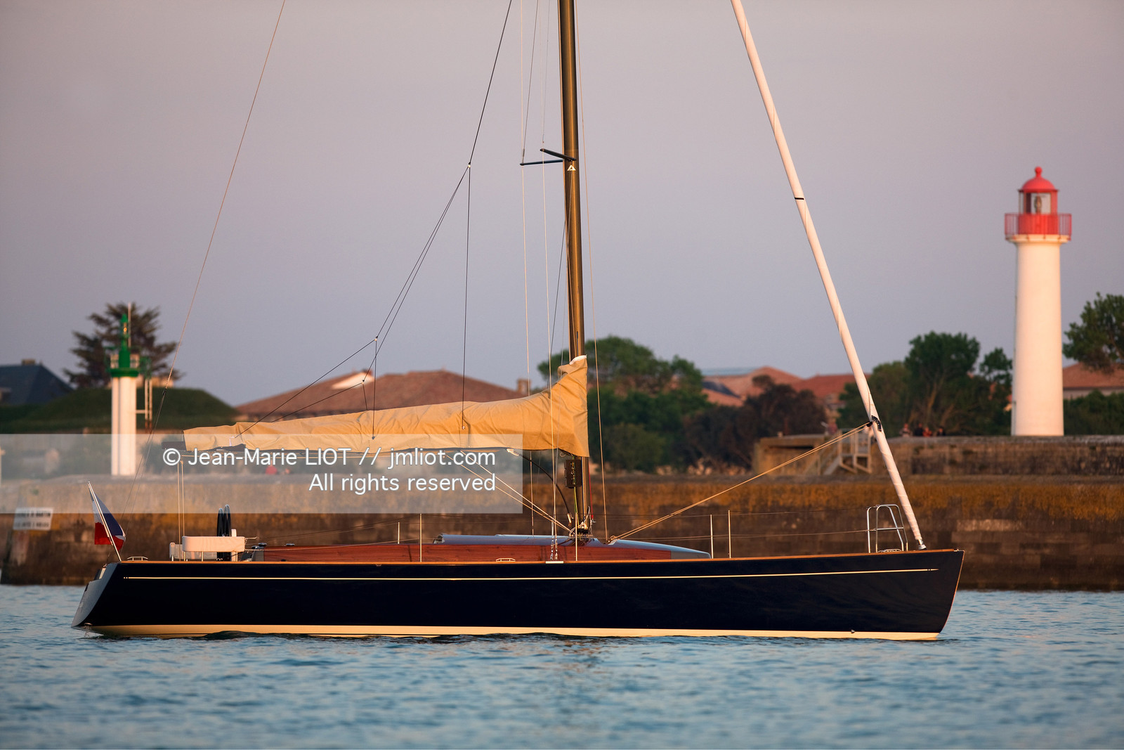 TOFINOU 12 - LATITUDE 46