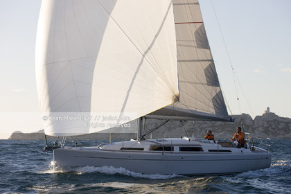 VOILE MAGAZINE - 100 MILLES A BORD