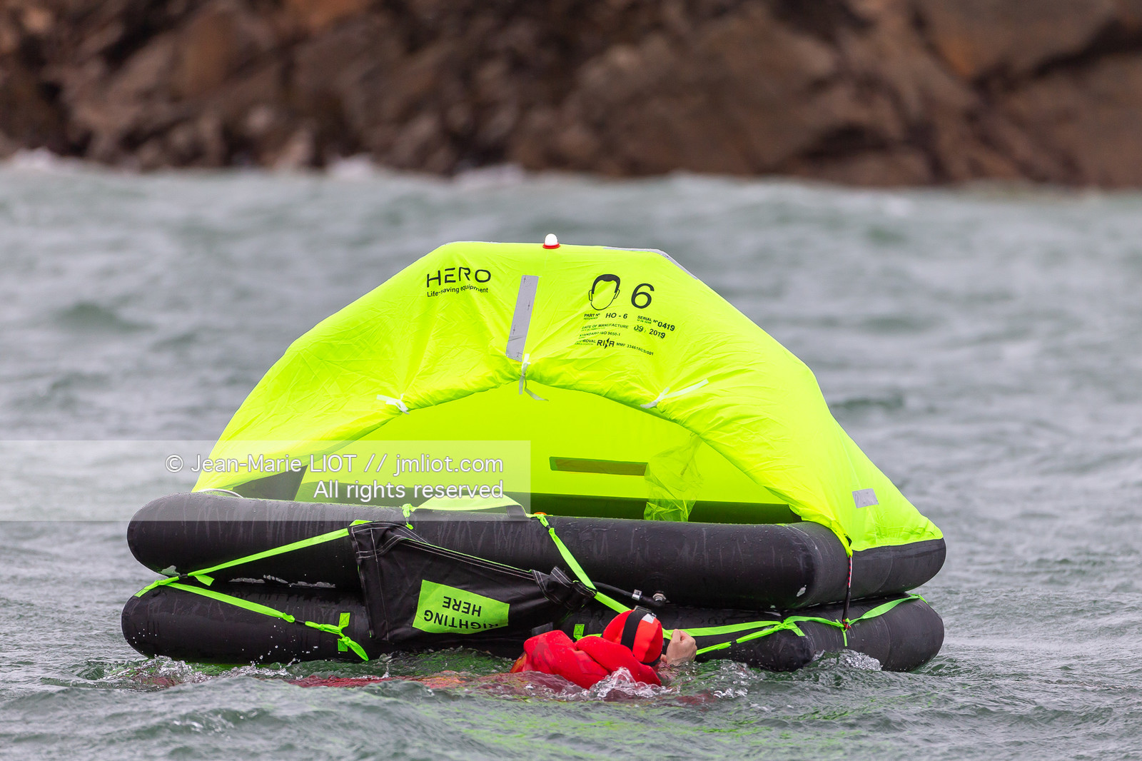 RADEAUX DE SURVIE - COMPARATIF