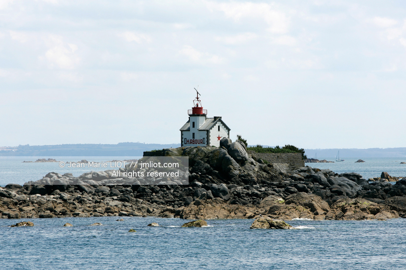 PHOTO © JEAN-MARIE LIOT.SAINT-QUAY-PORTRIEUX ....