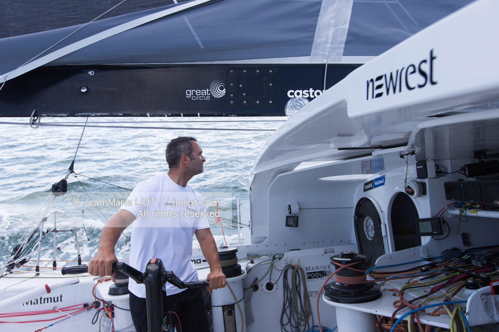 FABRICE AMEDEO - NEWREST MATMUT - VENDEE GLOBE 2016-2017