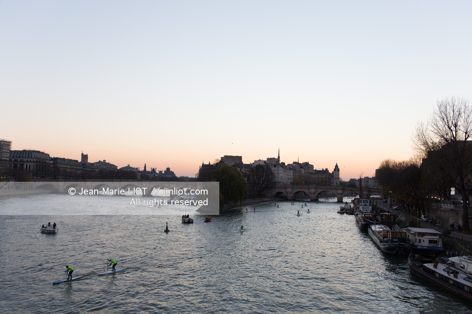 PADDLE - LA SEINE - PARIS