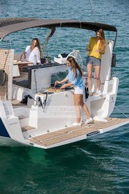 DUFOUR YACHTS - DUFOUR 470
