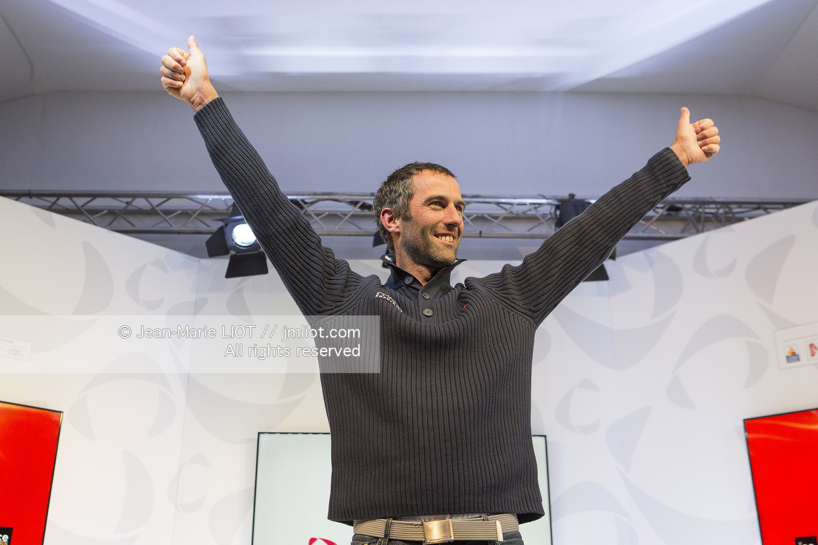 Les Sables d'Olonne, le 19 janvier 2017 arrivée d'Armel Le Cléac'h (FR) skipper de l'imoca Banque Populaire arrive 1er du Vendee globe 2016-2017. Photo © Jean-Marie Liot   DPPI