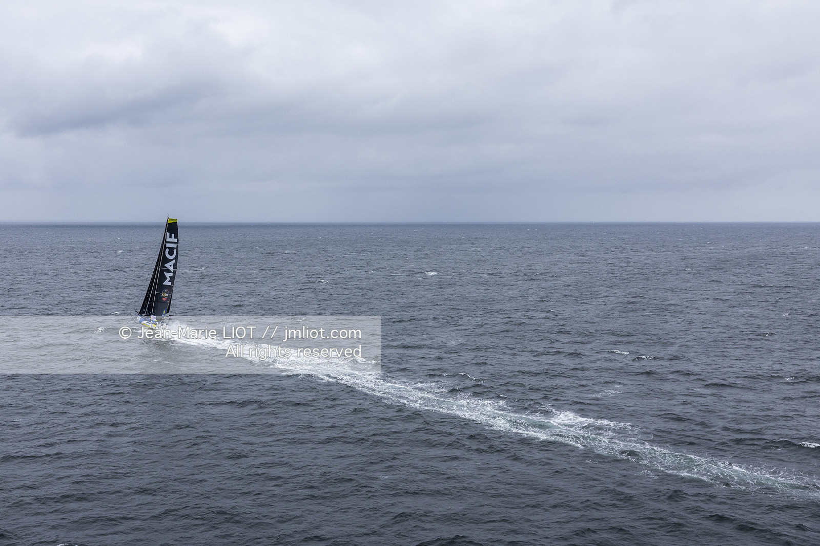 CHARLIE DALIN 2024 - IMOCA MACIF SANTE PREVOYANCE - VENDEE GLOBE 2024-2025