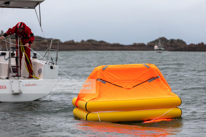 RADEAUX DE SURVIE - COMPARATIF