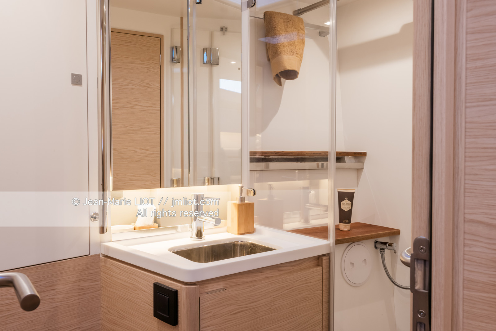 ALLURES YACHTING - ALLURES 51.9