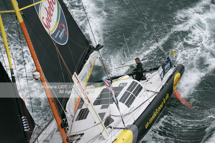 081109VGDEPART_B4K0683