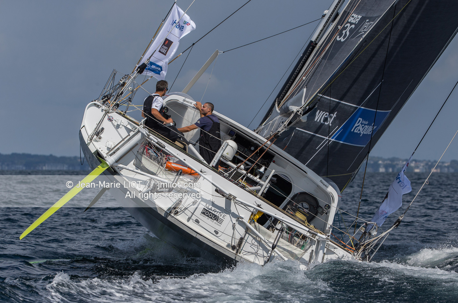 FABRICE AMEDEO - IMOCA NEWREST-BRIOCHE PASQUIER 2017 - TJV