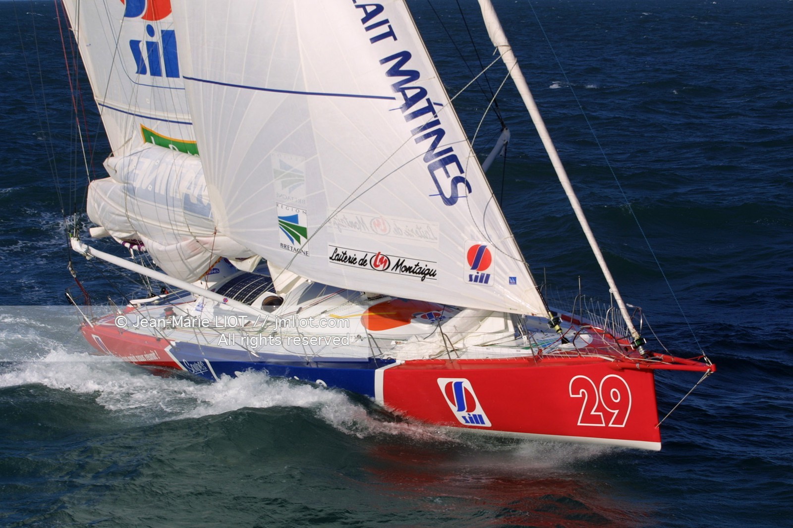 VENDEE GLOBE 2001- ARRIVEE ROLAND JOURDAIN