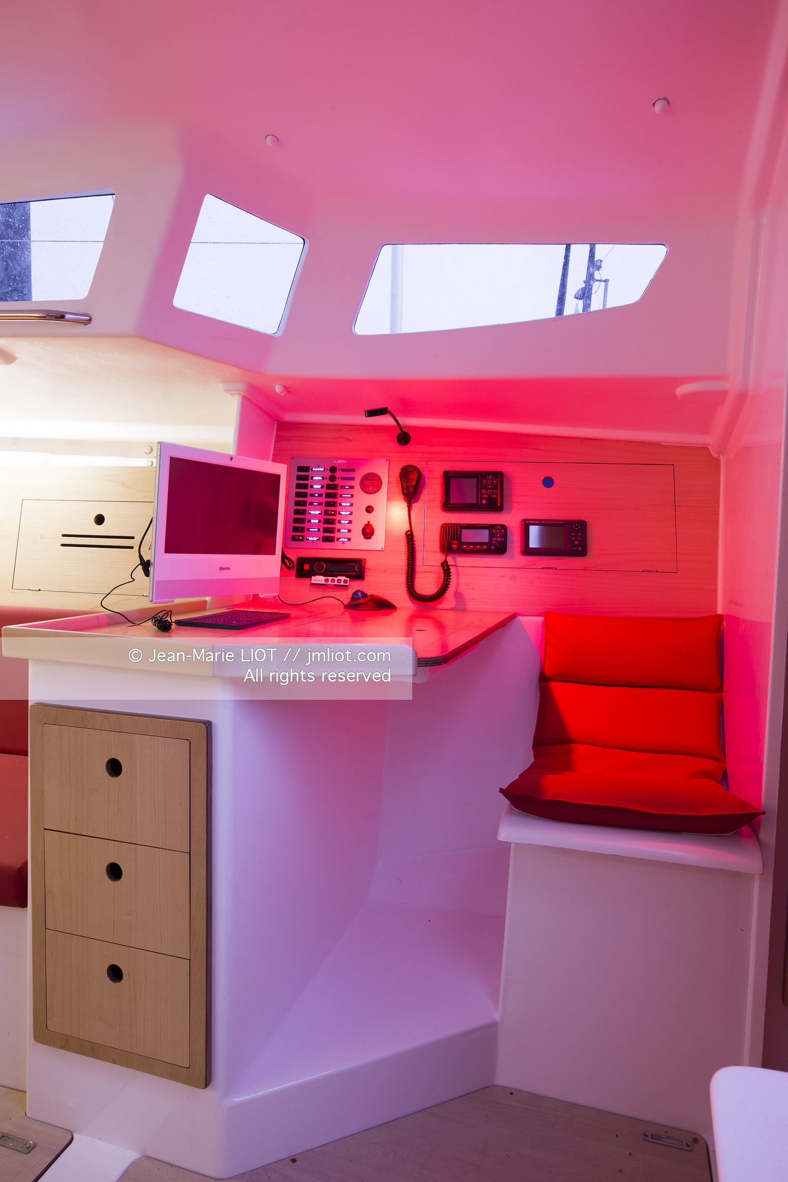 VOILE MAGAZINE - 100 MILLES