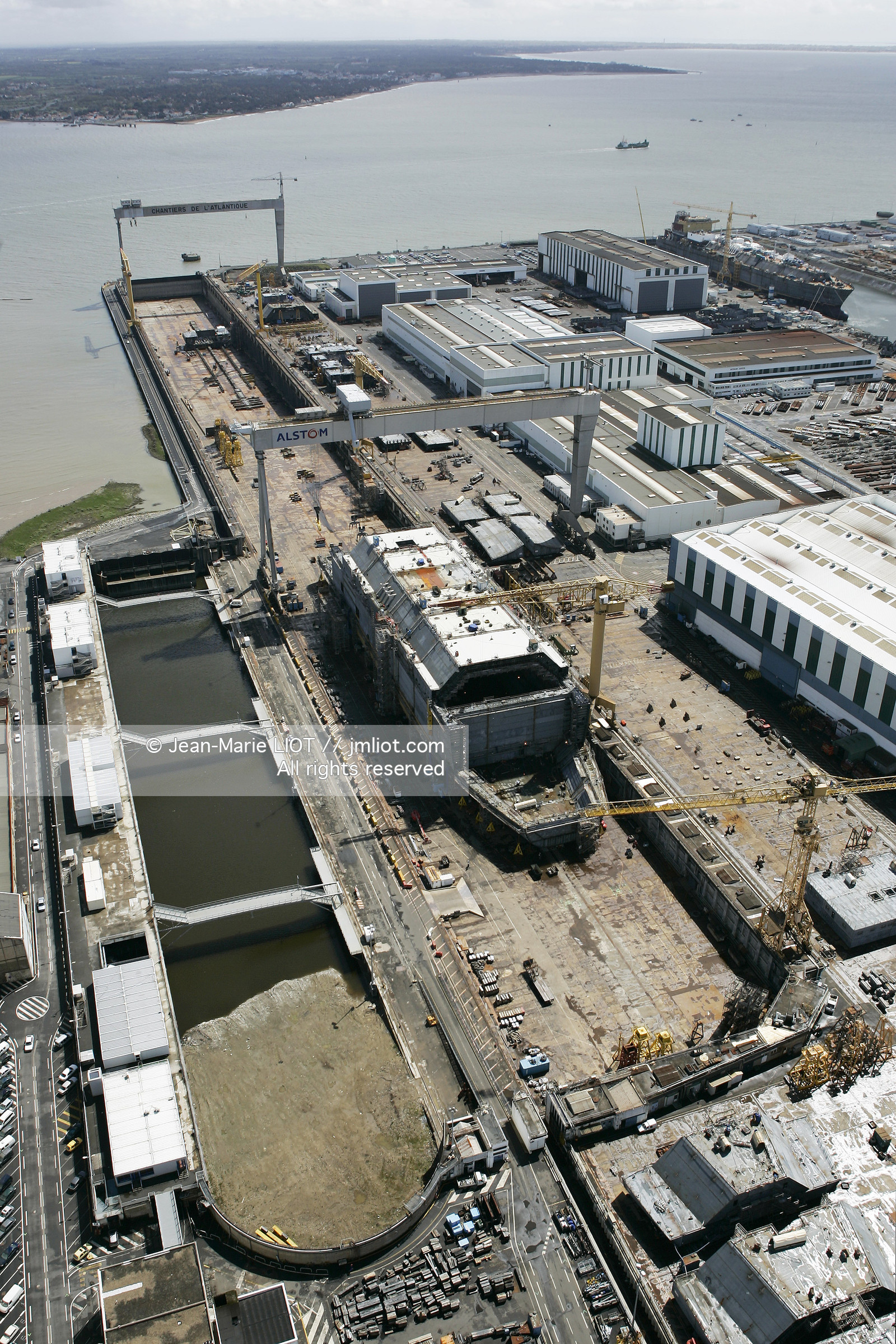 VUE AERIENNE DE SAINT NAZAIRE..© JEAN-MARIE LIOT