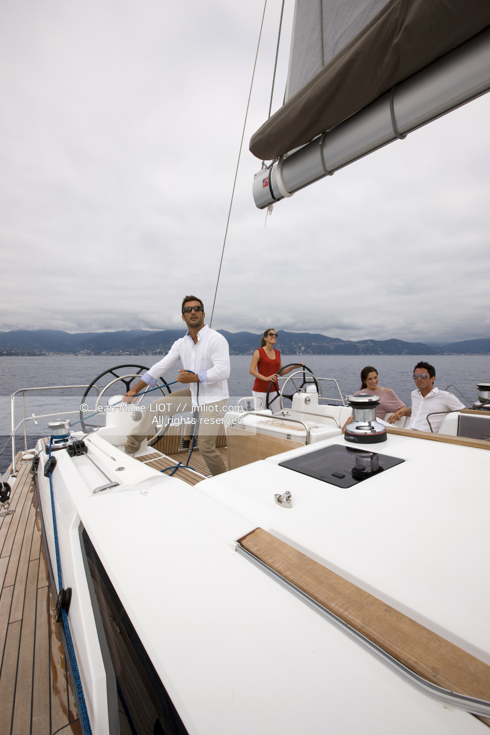 CHANTIER JEANNEAU 2011