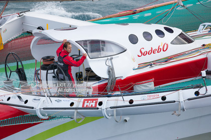 MAXI TRIMARAN SODEBO - THOMAS COVILLE - RECORD TOUR DU MONDE EN SOLITAIRE - 2008..