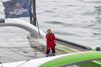 THOMAS COVILLE - ARKEA ULTIM CHALLENGE - ARRIVEE