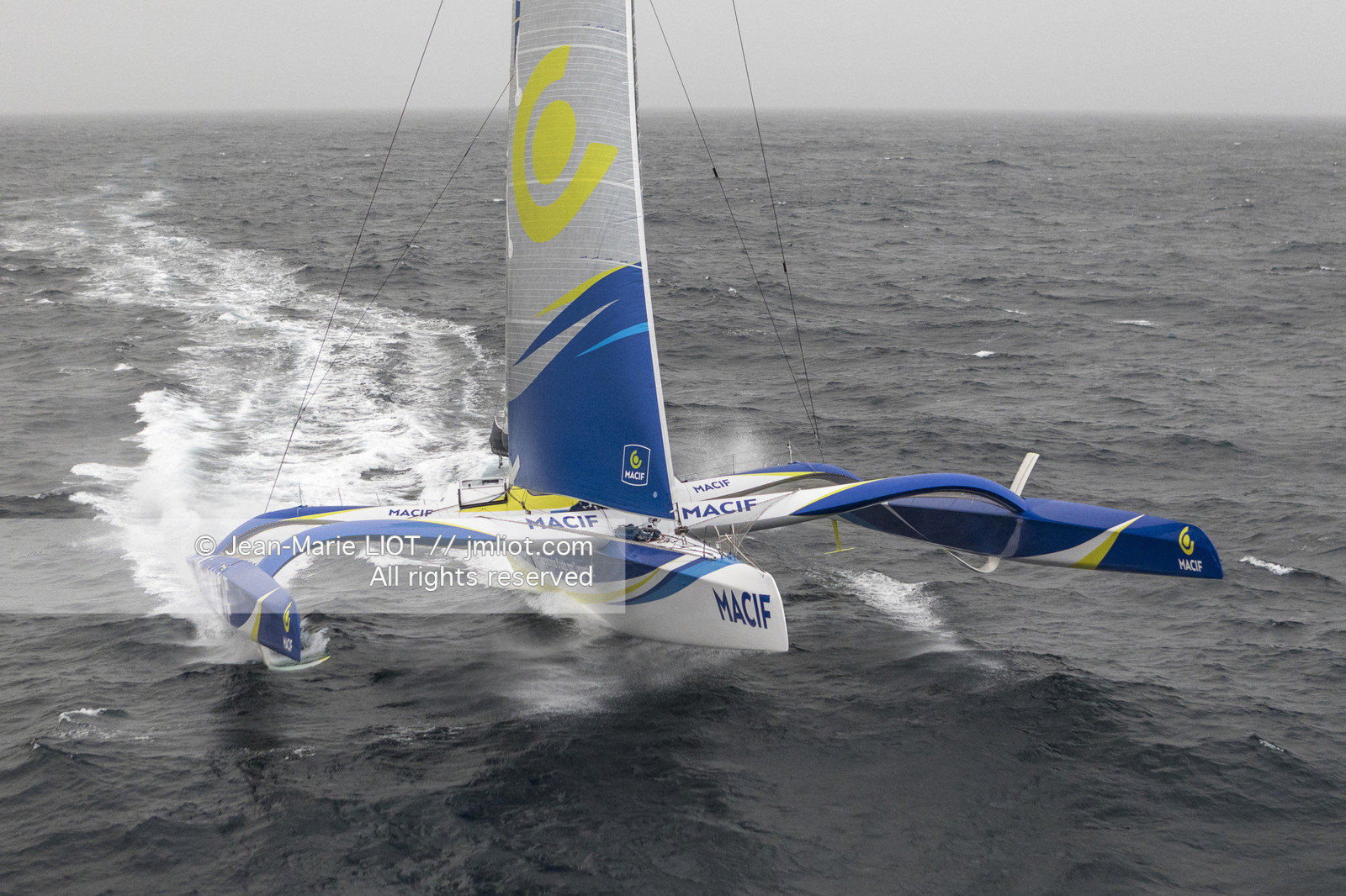 MACIF ULTIM - BANQUE IMAGES 2017